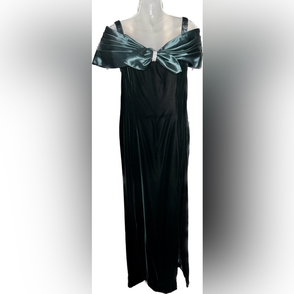 Vintage Reggio Green maxi dress with slit up side Sz 12 Formal style Velvet - Picture 1 of 12
